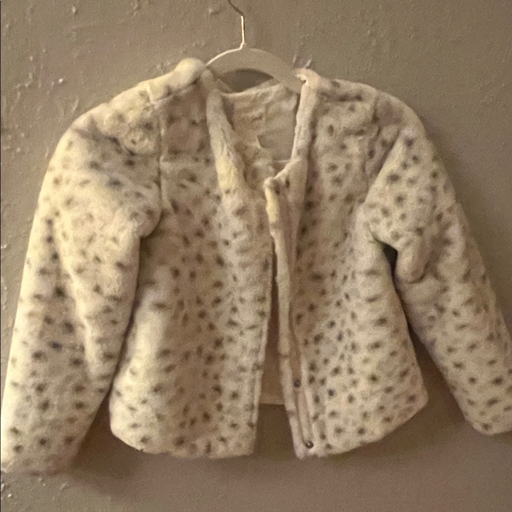Cat & Jack Kids Faux Fur Jacket - White and Gray